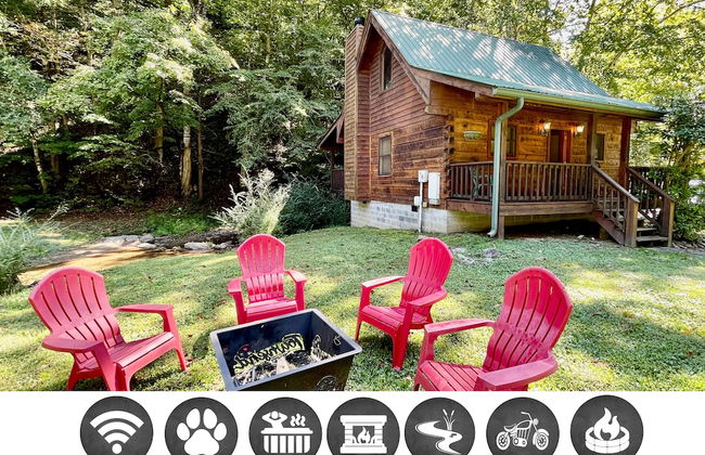 Creekside 2 Bedroom Cabin by RedAwning - Photo 1