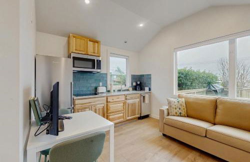 Baerfoot Bungalow - Photo 9