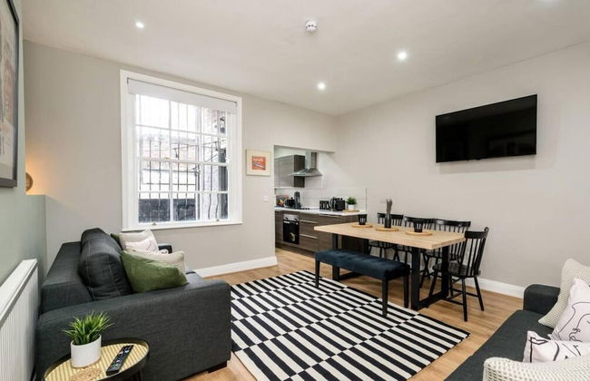 Host Apartments Picasso s Place I - Photo 1