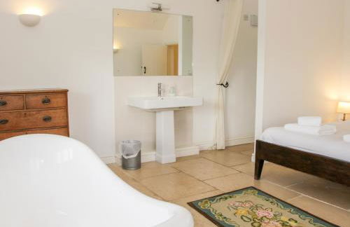 Treehouse Barn at Pitchford Estate - Foto 22