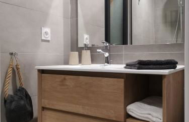 Suite l'inattendu avec Spa privatif et espace bien-être. - Foto 14