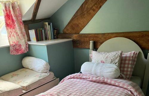 15th Century 6-bed Farmhouse, Sleeps 11, Pets Ok - Foto 76