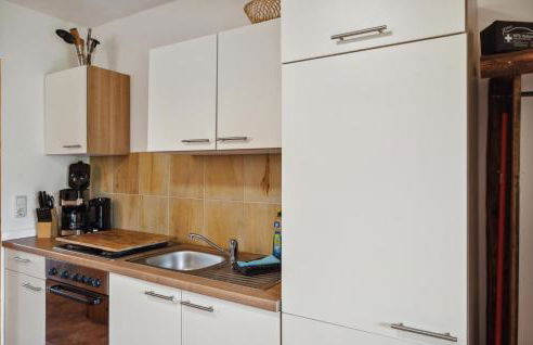 1 Bedroom Nice Apartment In Am Salzhaff - Foto 5