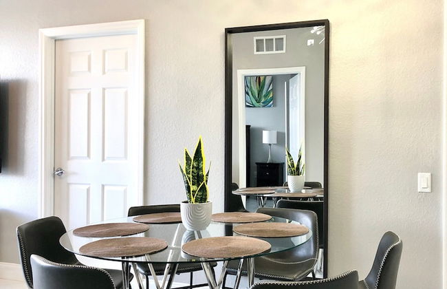 301 - Super Clean & Beautiful. Pools, Gym, Lake - Foto 35