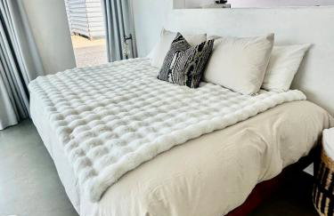 AMFM Art Music Film Motel, walk Pappy's & Red dog - Foto 25