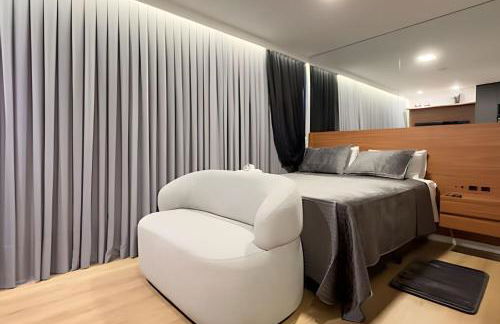 Studio moderno com cama Queen e piscina perto da Oktoberfest! - Foto 1