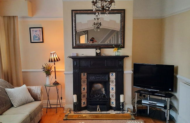 Cosy and Stylish House on the Coast Near Liverpool - Foto 1