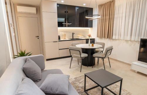 Artorius Duba - Photo 44