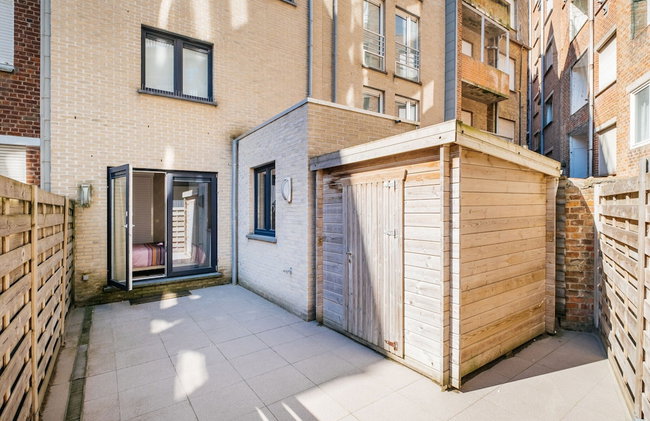 Duplex Near Zeedijk & Center With Sunny Balcony - Photo 1