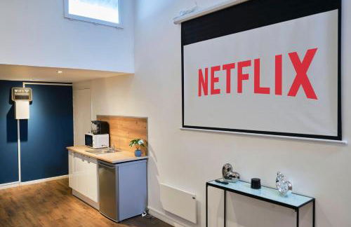 NG Prestige - Nain I Suite Spa Privatif Premium I Jacuzzi - Sauna - Netflix - Projecteur - Foto 25