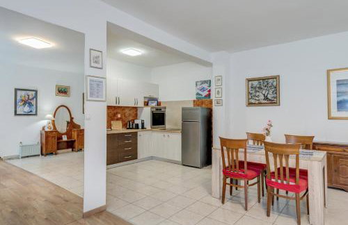 Meje seafront suite - Photo 7