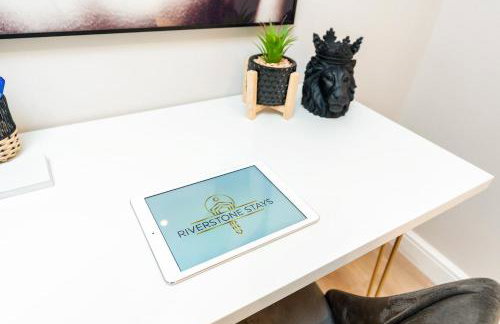 King Size Bed, City Centre, Long Stay Offers, Fast Wifi, Fully Equipped Kitchen, Dedicated Work Place - Foto 54