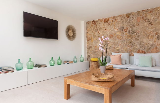 Can Font Costitx in Costitx - Photo 13