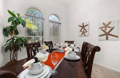 373 - Stunning 4 Bedroom Villa with own Private South East Facing Pool - Photo 31