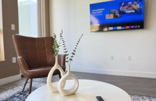 New Oasis Near Disneyland Pool Gym Free Parking - Foto 40