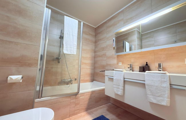 Comfort 2 bedrooms Apt w balcony&parking - Photo 21