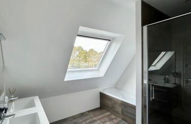 Superbe Villa à 200m de la plage tout confort avec piscine chauffée, couverte et spa - Foto 21