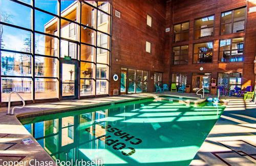 President Studio Pool-Spa Ski-in out Gym, Sauna, Laundry, BBQ - Photo 1