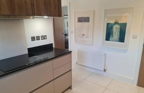 The Snuggery-Hot Tub-Free Parking-Accessible - Foto 34