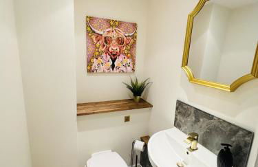 2 Bedroom City Centre garden flat with Secure Parking - Foto 16