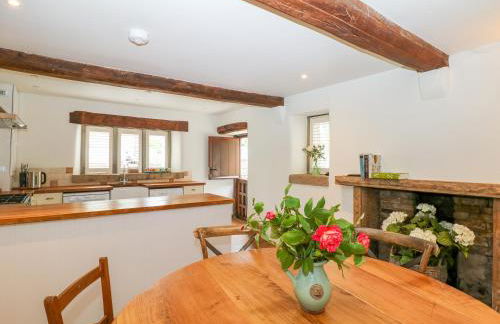 River Cottage Hayfield - Photo 12