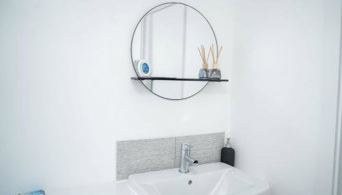 Modern 2BR Home in Manchester - Foto 3