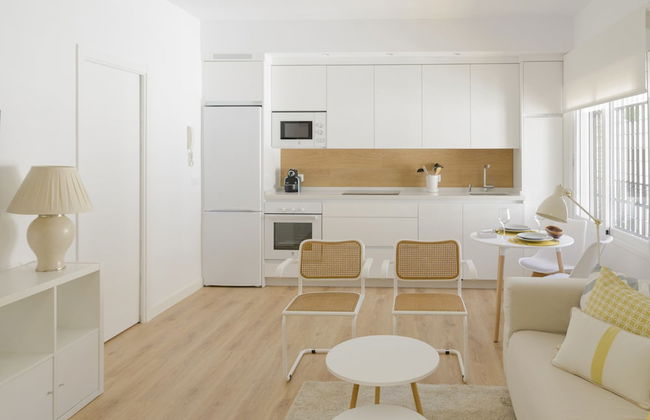 Deluxe Apart. Plaza de La Trinidad - Photo 9