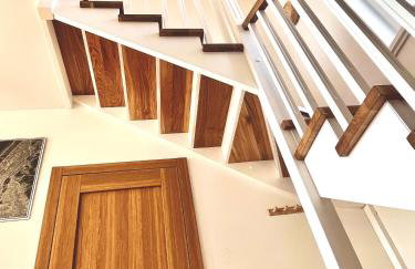 Leo House - Photo 15