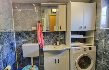 apartman Goga with pool and jacuzzi - Foto 68