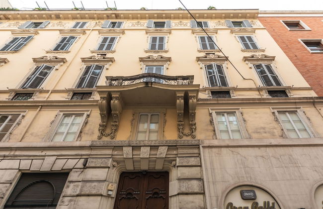 Elegant Salandra Suite - Photo 36