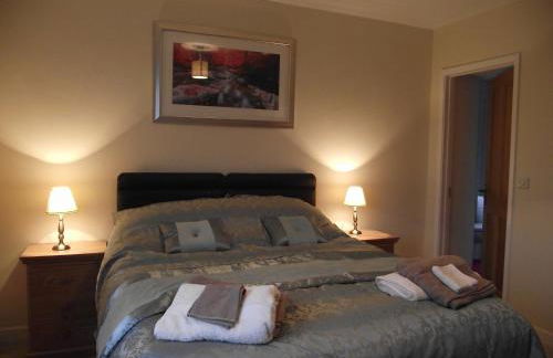 Cob Cottage - Photo 9