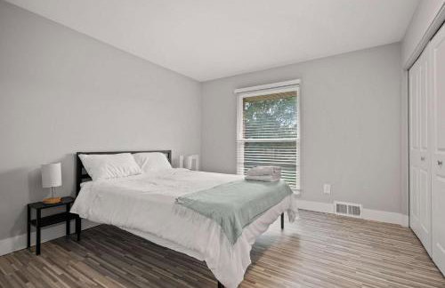 Elegant Escape Prime Location & Style - Foto 6