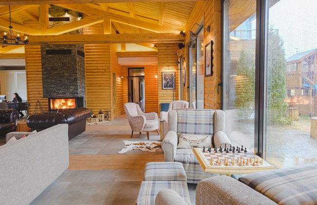 Cornelia Deluxe Residence - Photo 7