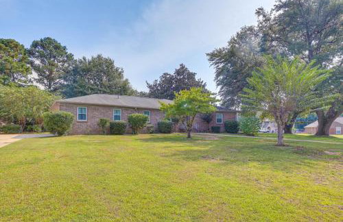 4 Mi to Dtwn Tuscaloosa Home with Cozy Den! - Foto 24