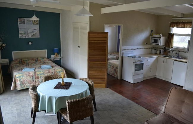 Kangaroo Island Holiday Village - Photo 2