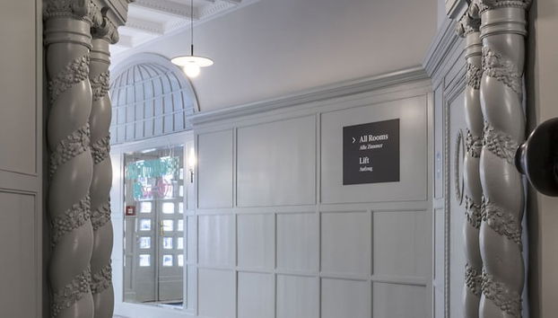 Entrada (vista interior)