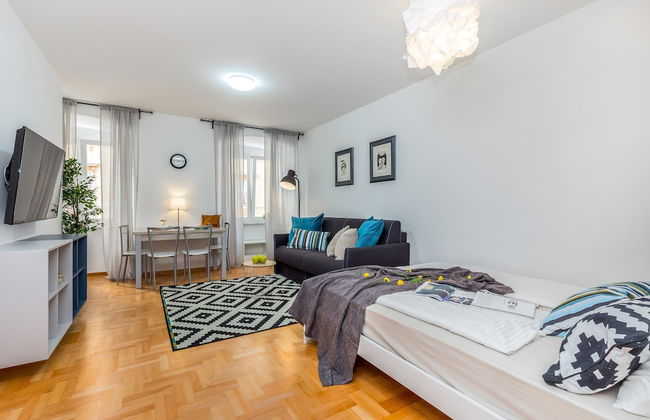 Main Street Apartments - Foto 9