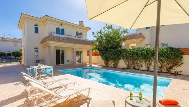 Villa Nikol in Paralimni - Foto 2, Habitación