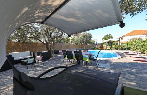 Apartment with private pool - Foto 31