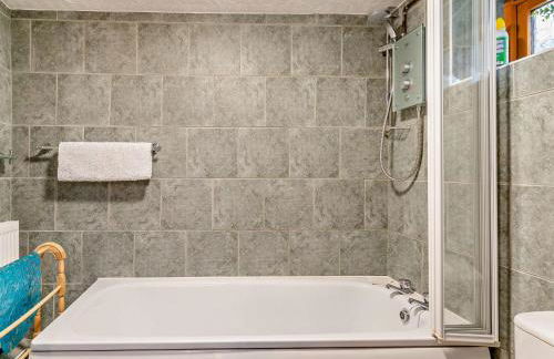 2 Bed in Bwlch BN138 - Photo 14