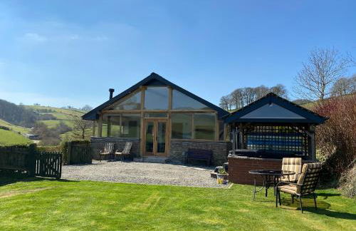 Red Kite Cottage - Photo 1