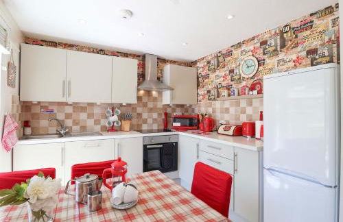 Boos Bungalow - Photo 11