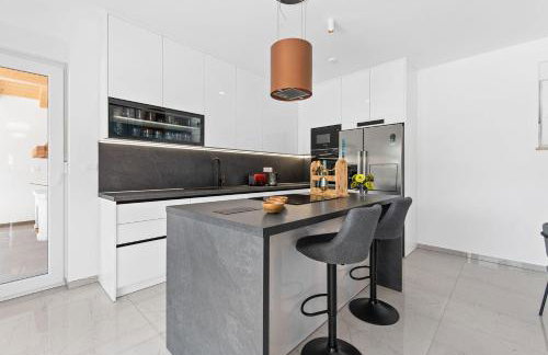 Villa mit Privatpool, Ping-Pong, BBQ - Foto 10