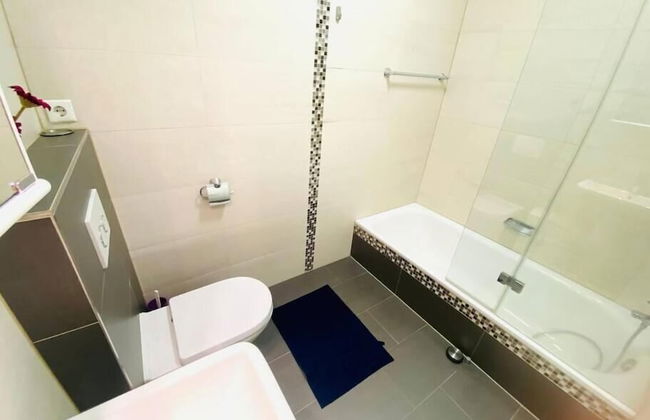 Spac. Flat -Kirchberg w Parking&Terrace - Foto 15