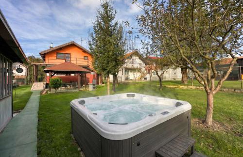 House Pepica With Hot Tub - Happy Rentals - Photo 1