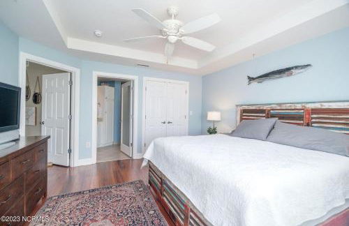 Waterfront Resort , World Class Marina & Slip - Foto 14