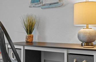 Beachside Condo w Stunning Lake Views - Foto 29