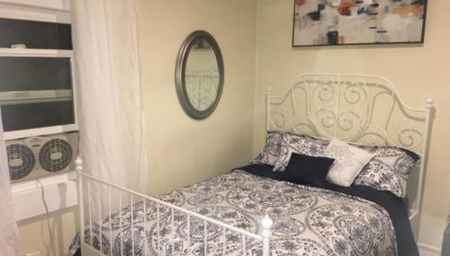 DTLA Oasis Private Bedroom with Exclusive Laundry - Steps to the Heartbeat of LA - Foto 2