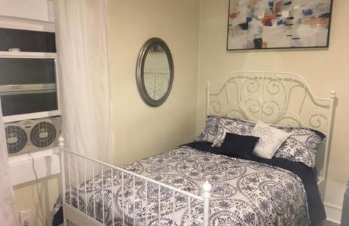 DTLA Oasis Private Bedroom with Exclusive Laundry - Steps to the Heartbeat of LA - Foto 2