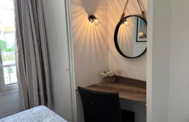 Antibes Port - Terrasse - Parking - Piscine - Foto 27